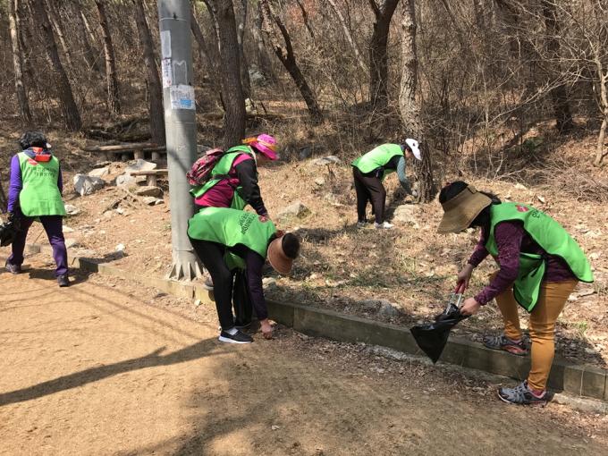 전북 - 봄맞이 모악산 환경정화 실시 사진